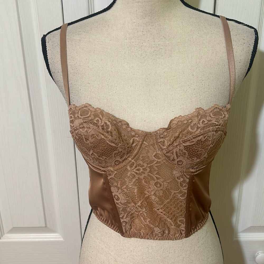 Urban Outfitters BDG Ava lace and Satin Corset- Cocoa/Mar